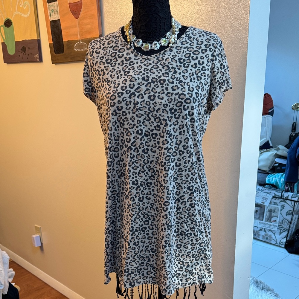 Secret Treasures Leopard Print sleep shirt  Top, clean as shown